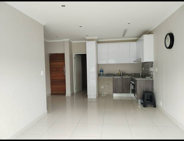 2 BEDROOM APARTMENT FOR SALE IN UMHLANGA RIDGE